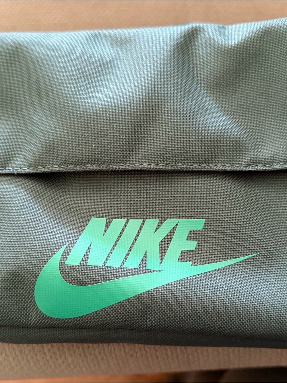 Women’s Nike canvas Lightweight purse
